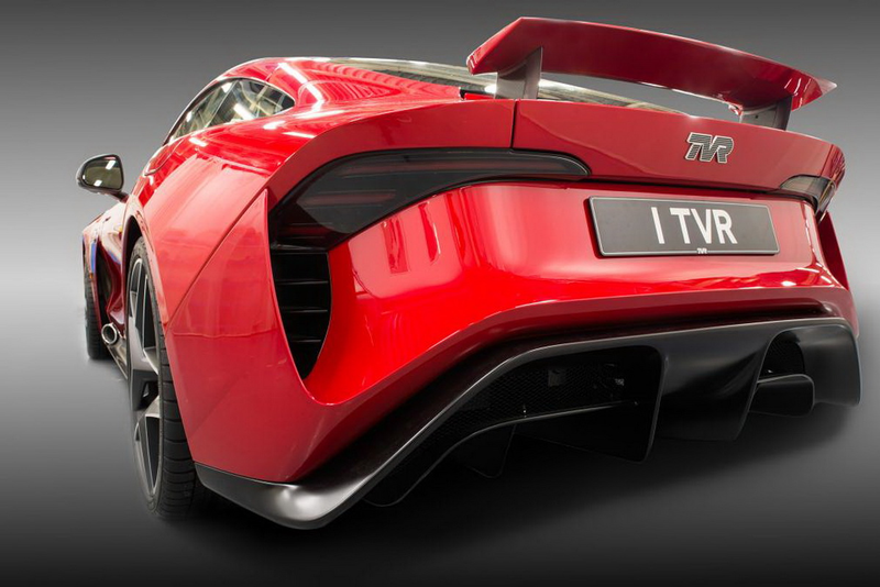 Illustration for article titled The TVR Griffith Is Finally Back With A 500 HP V8 And A Manual Gearbox